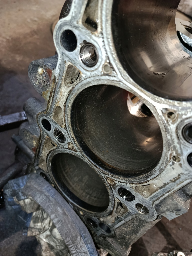 фото №8, Vw t5 блок двигателя 2.5 tdi bnz