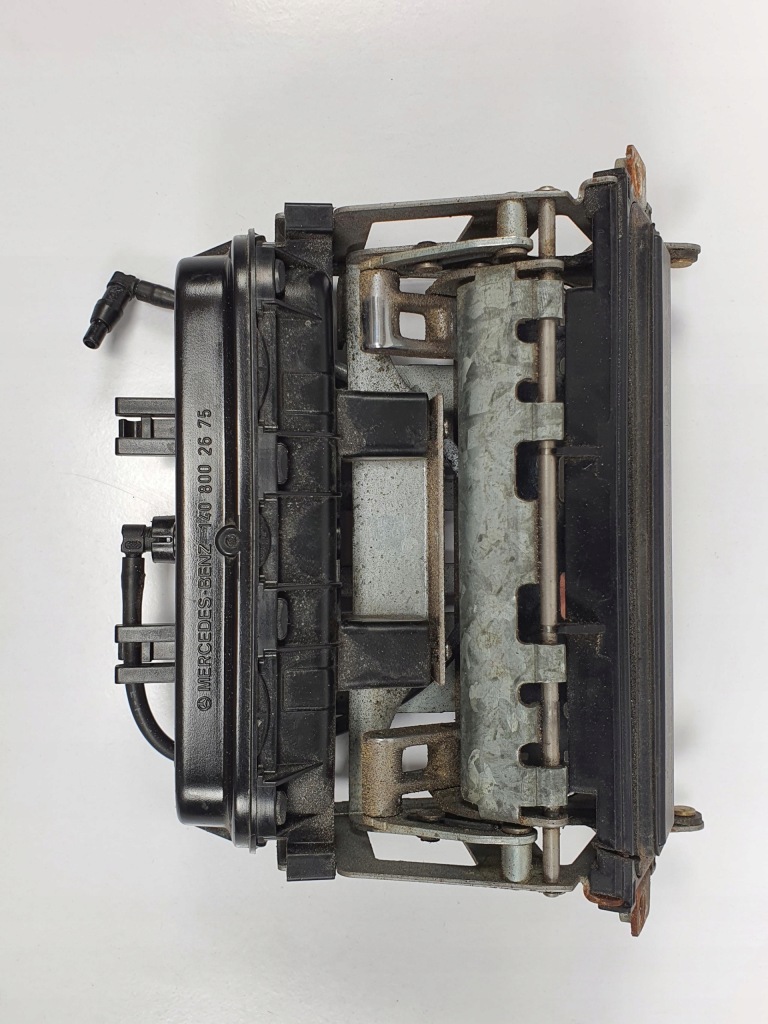 Купить Ручка крышки задний  mercedes w140 1408002675