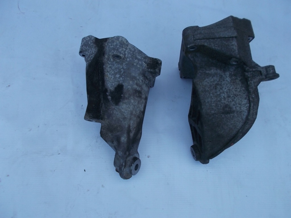 фото №1, Mercedes e w212 кронштейн двигателя правая левая