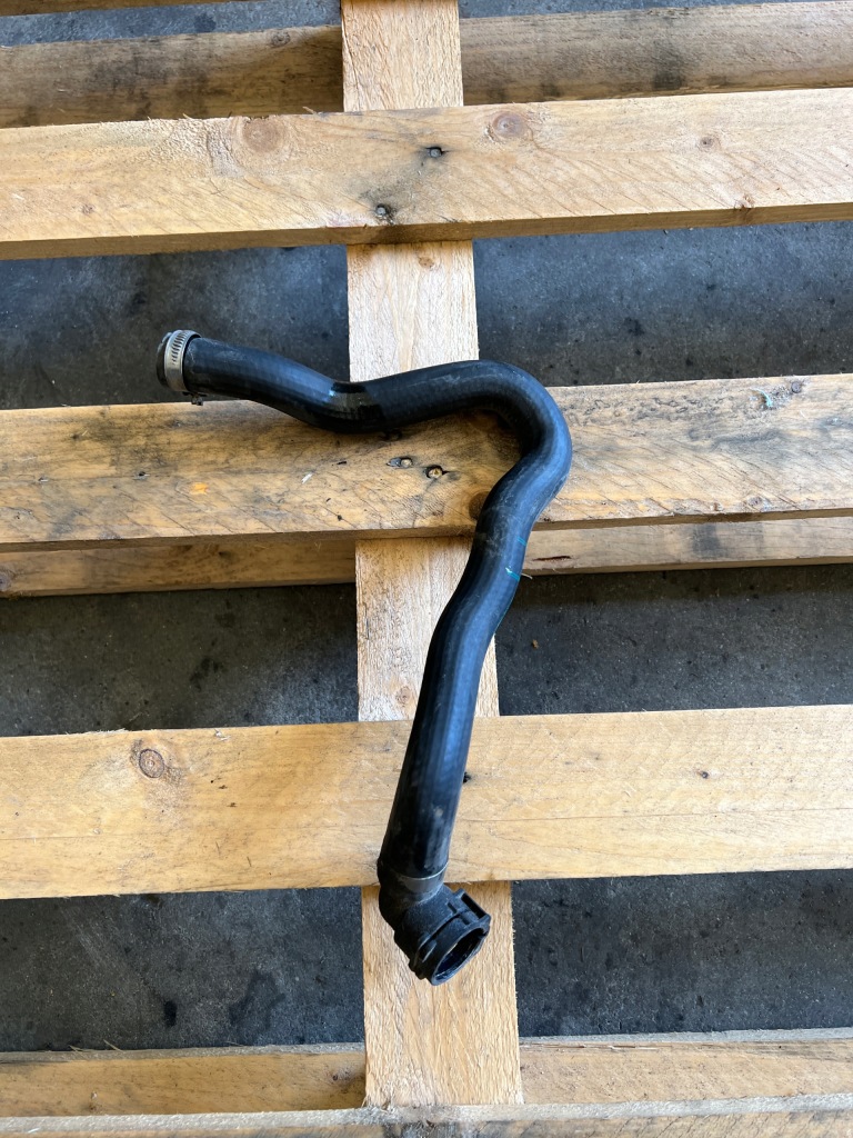 фото №1, Bmw x5 m e70 f15 f85 труба шланг всасывающий 6850684