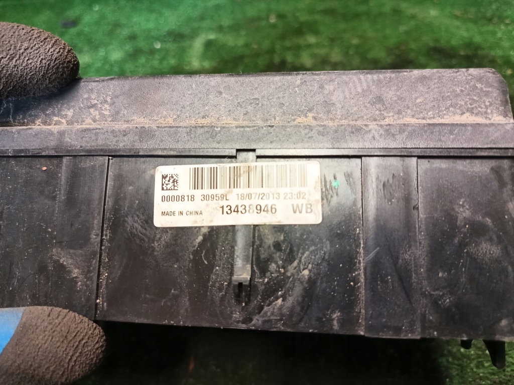 фото №5, Opel adam коробка запобіжників 13438946