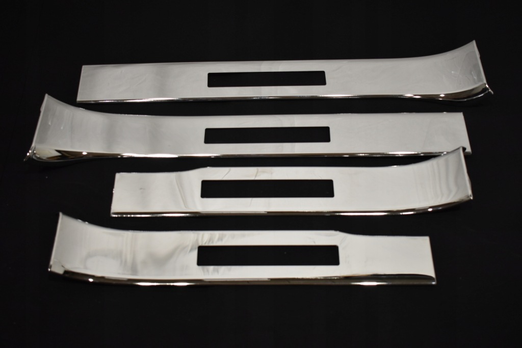 фото №1, Rolls royce cullinan накладки поріг молдинг поріг