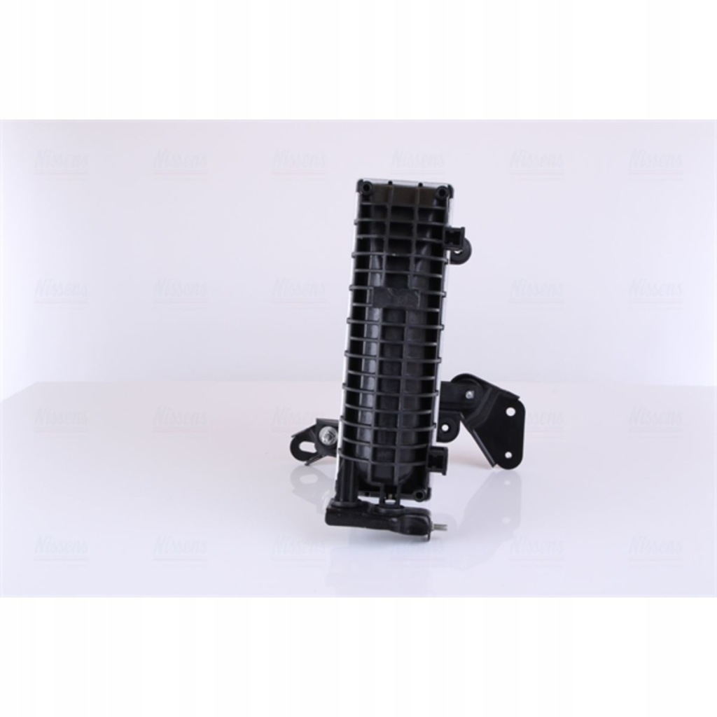 Интеркулер toyota corolla 01- седан 2.0 d4d Оригинал