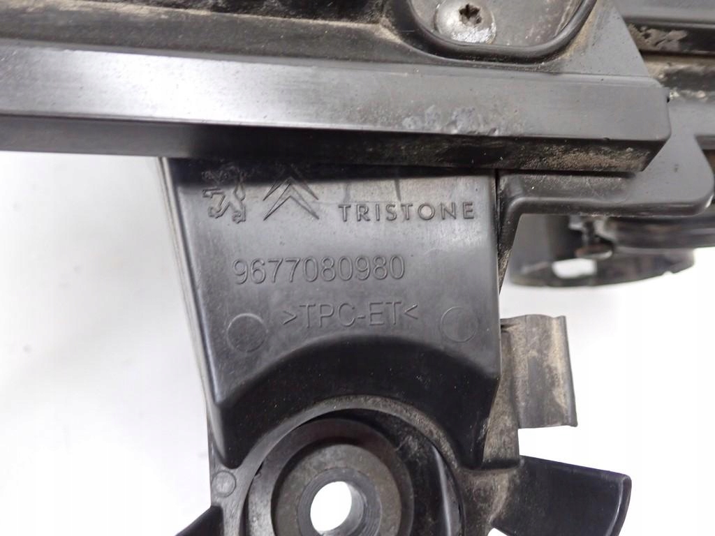 фото №10, Корпус фильтра воздуха 9673061080 peugeot 308 i t7 1.6 e-hdi 9h05 11r