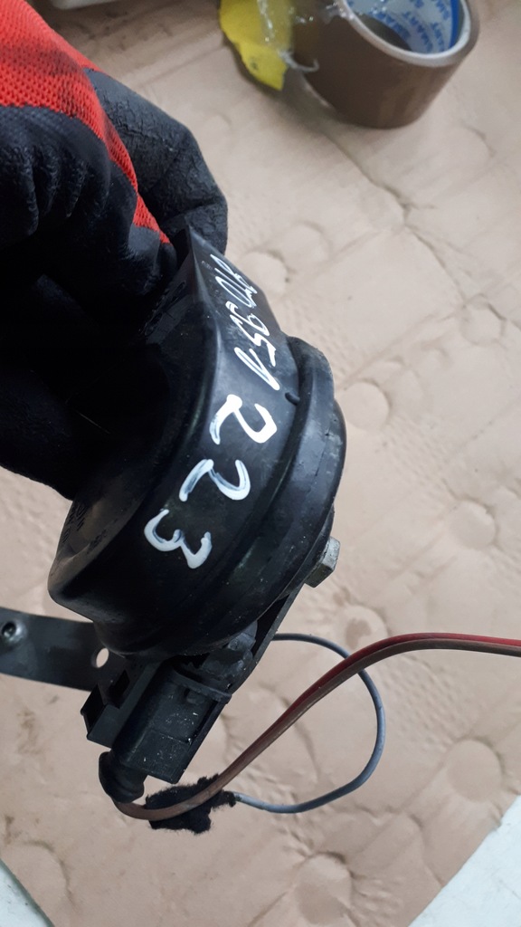 фото №6, A4 b8 s4 сигнал звуковой кронштейн правый перед