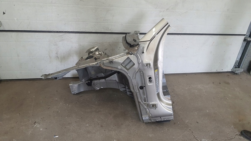 фото №1, Audi a8 4h d4 long чверть ліва перед передня