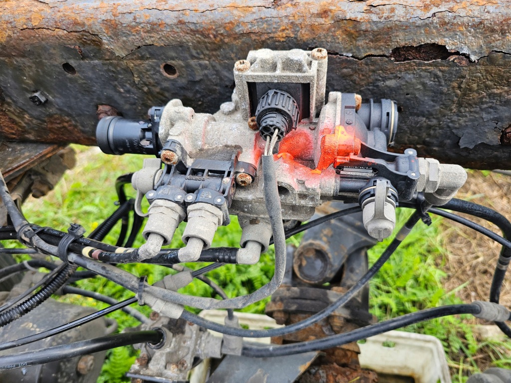 Купить Корректор регулятор клапан усилитель торможения renault midlum 4757215010