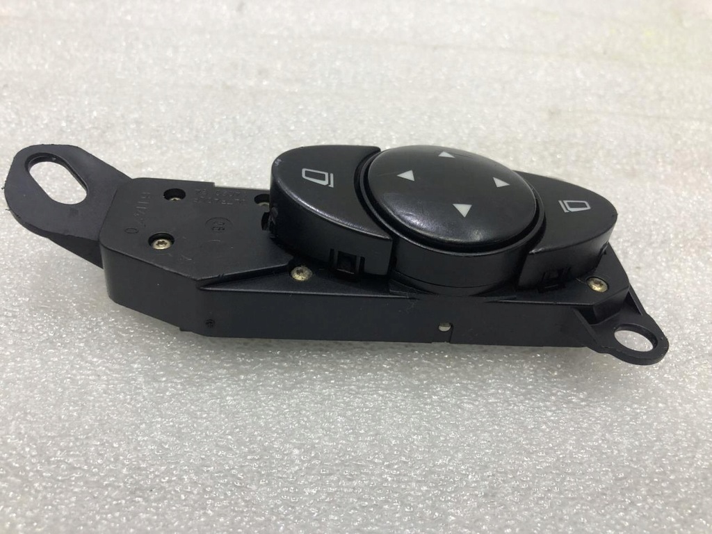 фото №8, Молдинг багажника ліва mercedes w204 2048600124