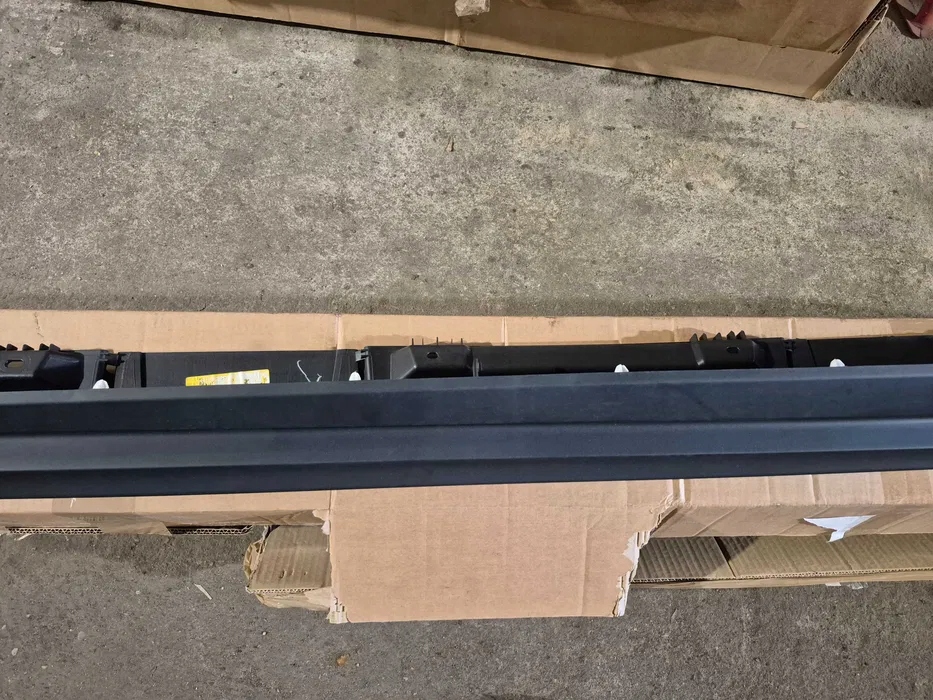 фото №3, Молдинг порог правая landrover range rover evoque bj3m-10154-rh nowa