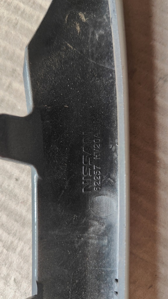 Nissan qashqai решётка левая бампера передний перед левое  62257hv20a Недорого