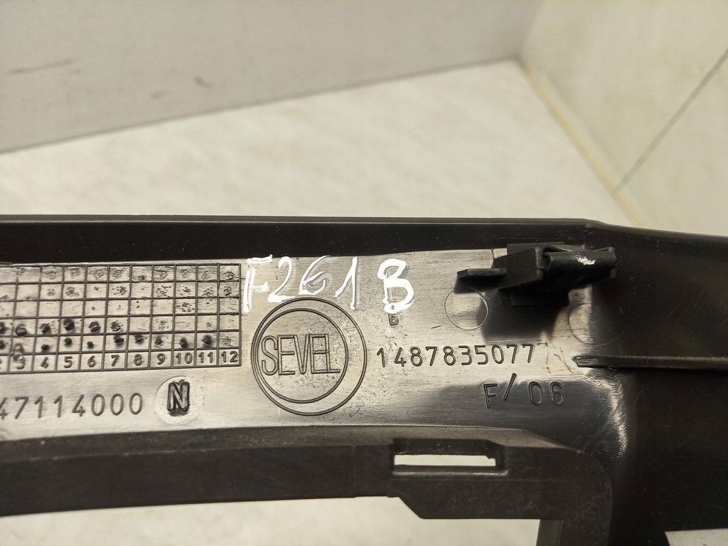 фото №6, Панель рамка корпус передач peugeot 807 europa