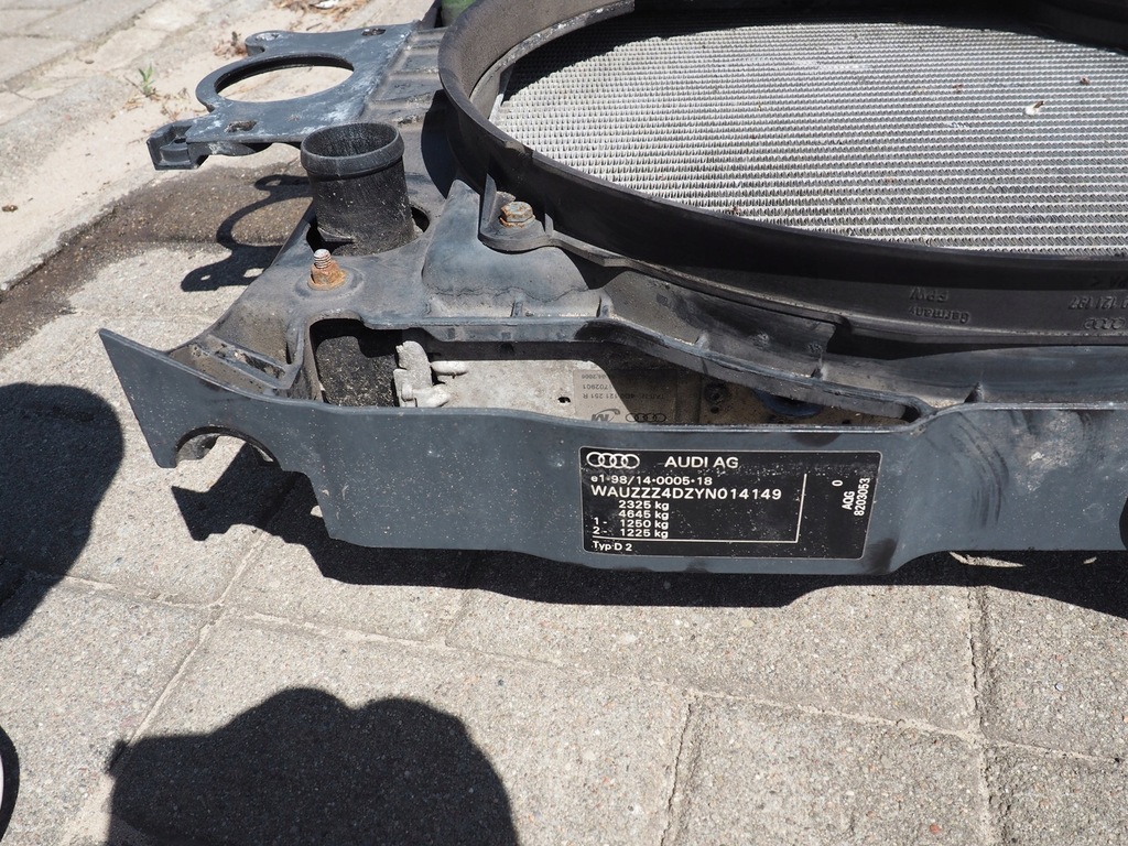 фото №6, Audi a8 d2 автоматична коробка передач 3,7 корпус вентилятора вентиляторів радіатор 4d0121197