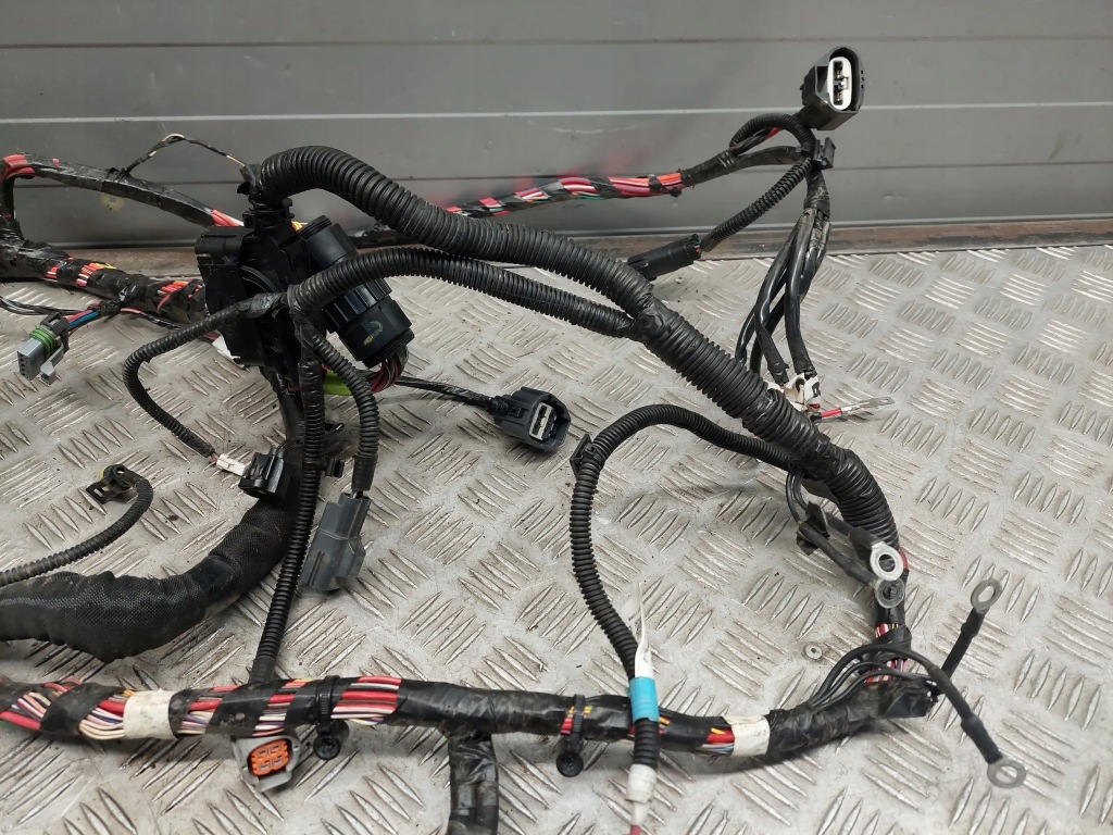 Tesla model s 104621703a блоки управления двигателя с Разборки