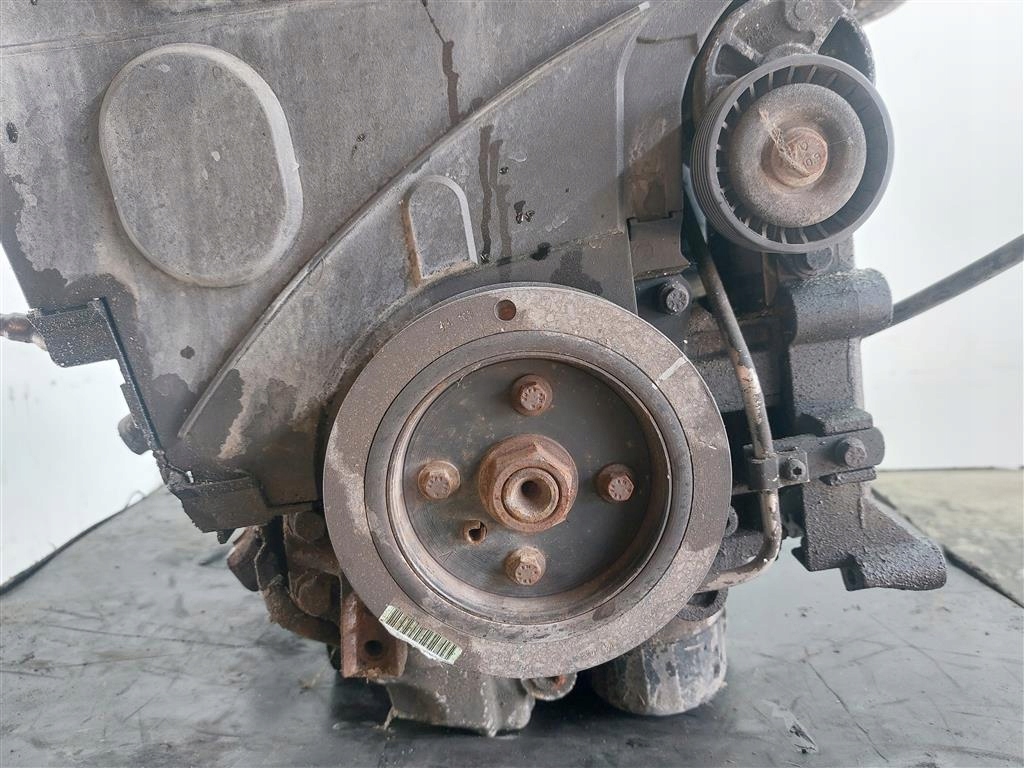 Двигун стійку  бензин форсунки volvo s80 1 2.0b kod: b5204t5 1998-2006r Зі Шроту