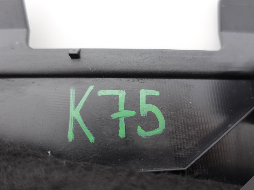 фото №8, Mercedes gle coupe c292 обивка защита крышки задняя