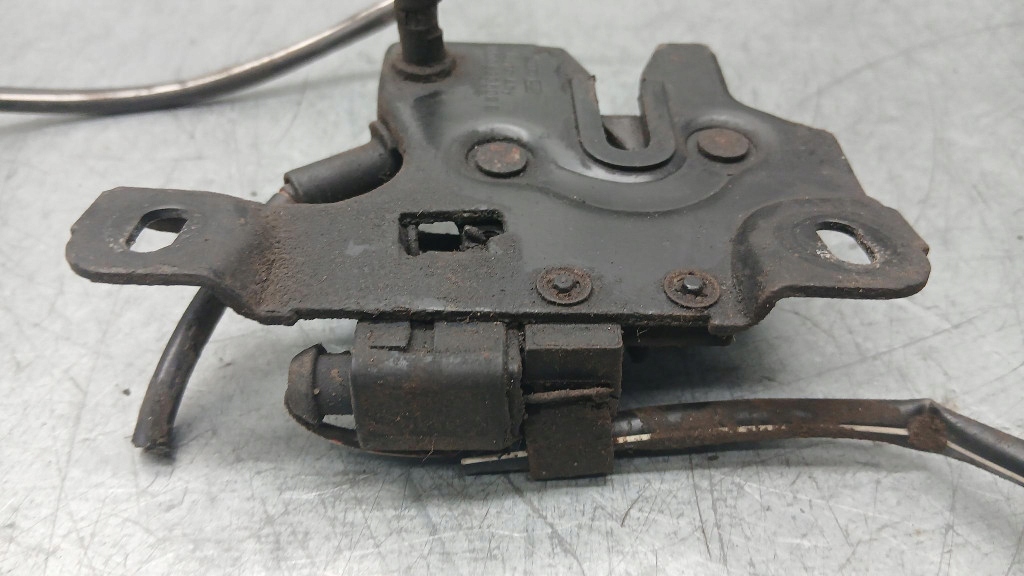 фото №6, Замок капот audi a6 c5 1.8b 97r sedan 8d0823509c