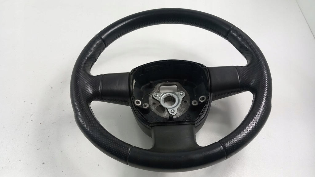 фото №1, Audi a3 8p q5 повітропровід шкіра