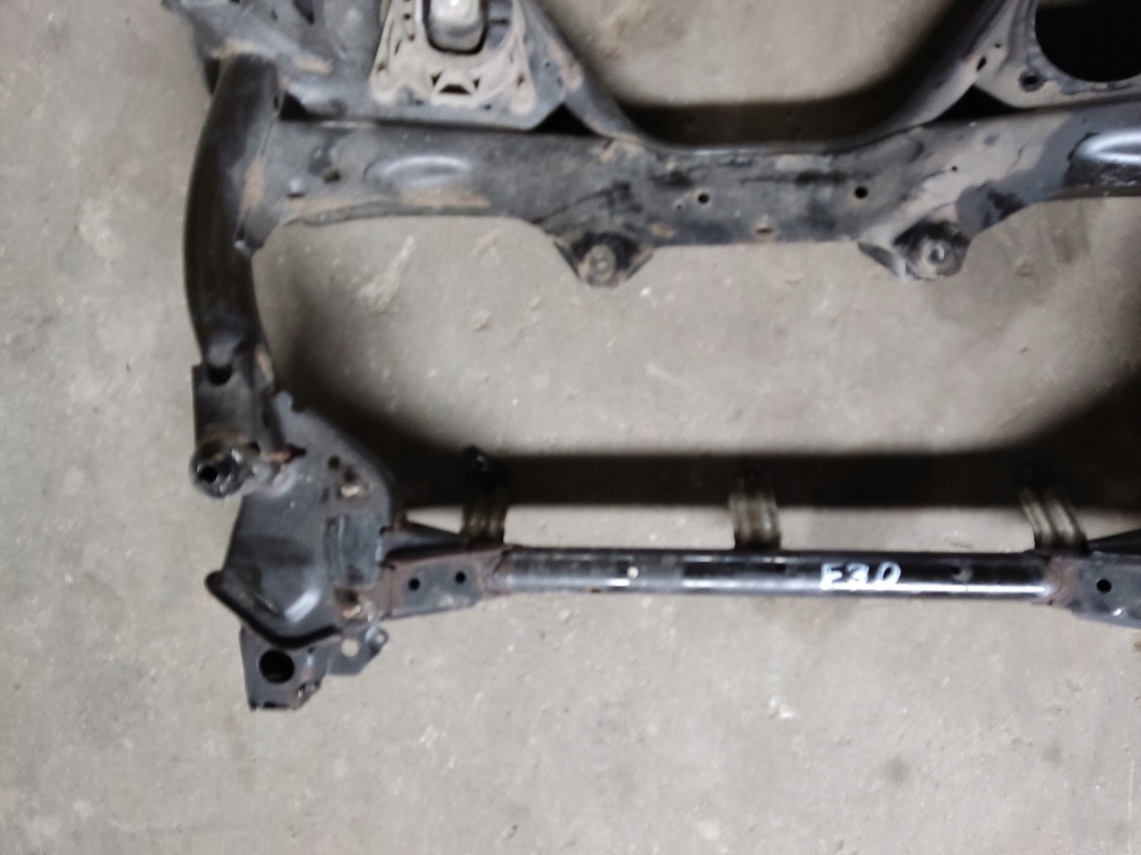 фото №5, Bmw f30 підрамник підрамник перед