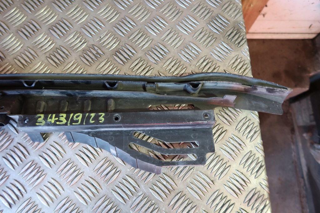 фото №9, Направляющая бампера задняя s-max am21-r17b861-a