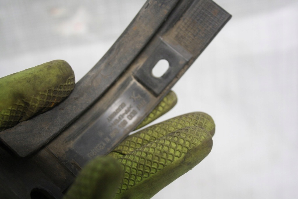 фото №8, Audi a4 b5 lift накладка поріг задня права 8d0854858