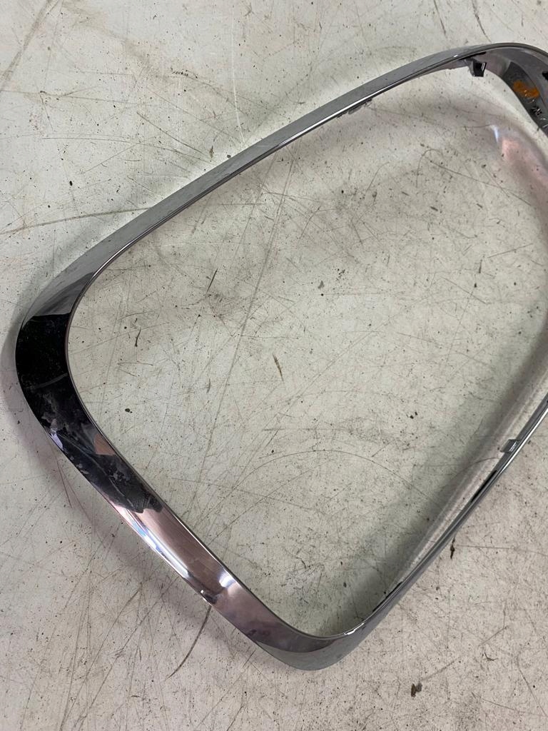 фото №3, Mini countryman f60 хром рамка лампы задняя правая