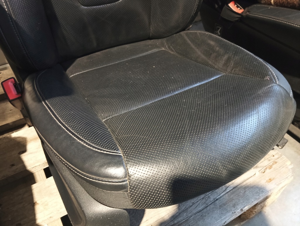 фото №6, Сиденье сиденья перед передние кожа czarna vito v klasa w447 w 447 + кронштейны