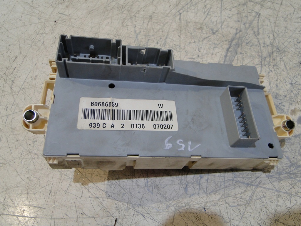 фото №8, Alfa romeo 159 1.9jtdm коробка предохранителей