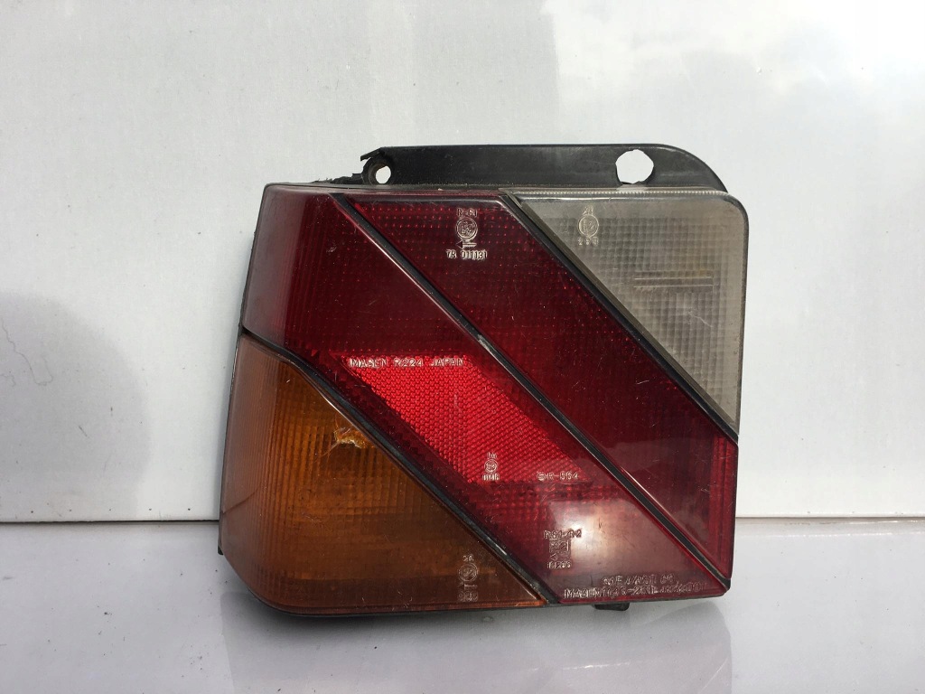 фото №1, Mitsubishi lancer 3 kombi левая лампа задняя