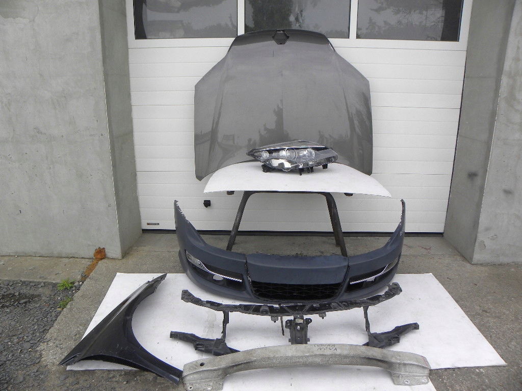 фото №1, Renault laguna iii lift капот лампа правая xsenon 2013 rok