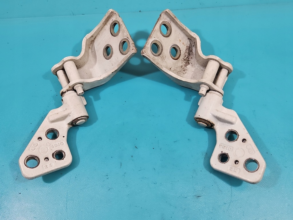 фото №1, Петля дверь задняя правый peugeot partner ii