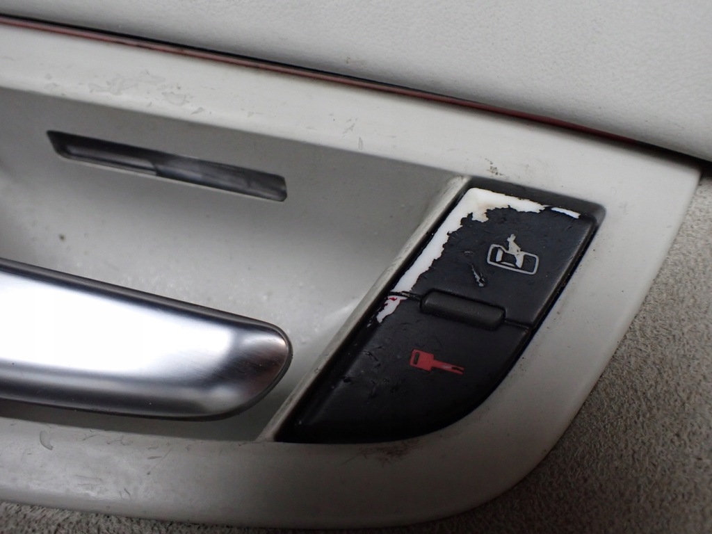 фото №12, Обшивка двері лівий перед динамік bang & olufsen audi s8 a8 4e0868015 короткий