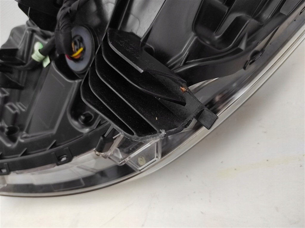 фото №12, Лампа права перед mitsubishi outlander 2016-2019