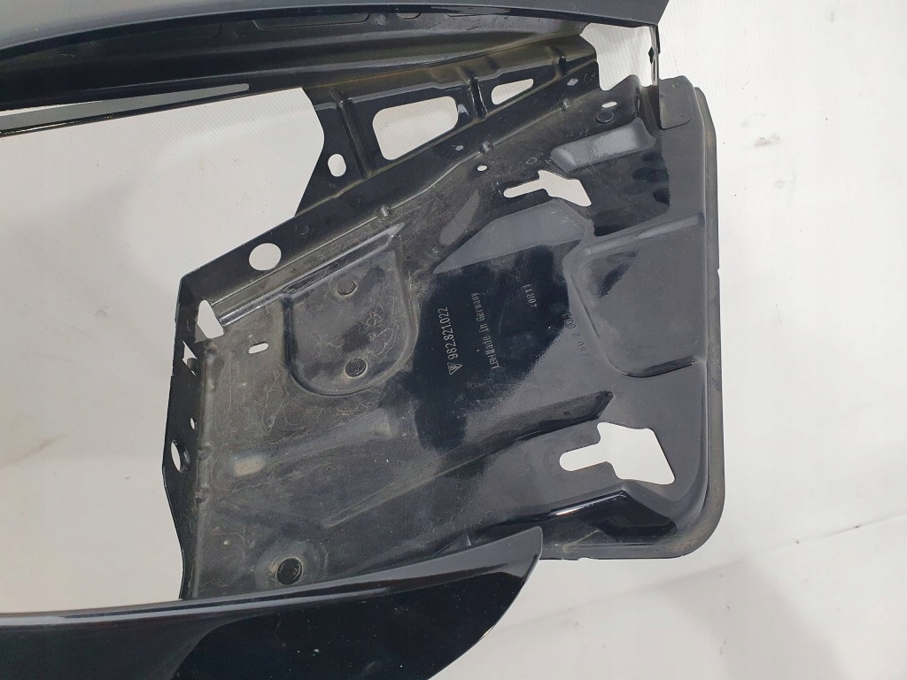 Porsche boxster 982 cayman 16-25 крыло  правый  перед передний 982821022 Цена