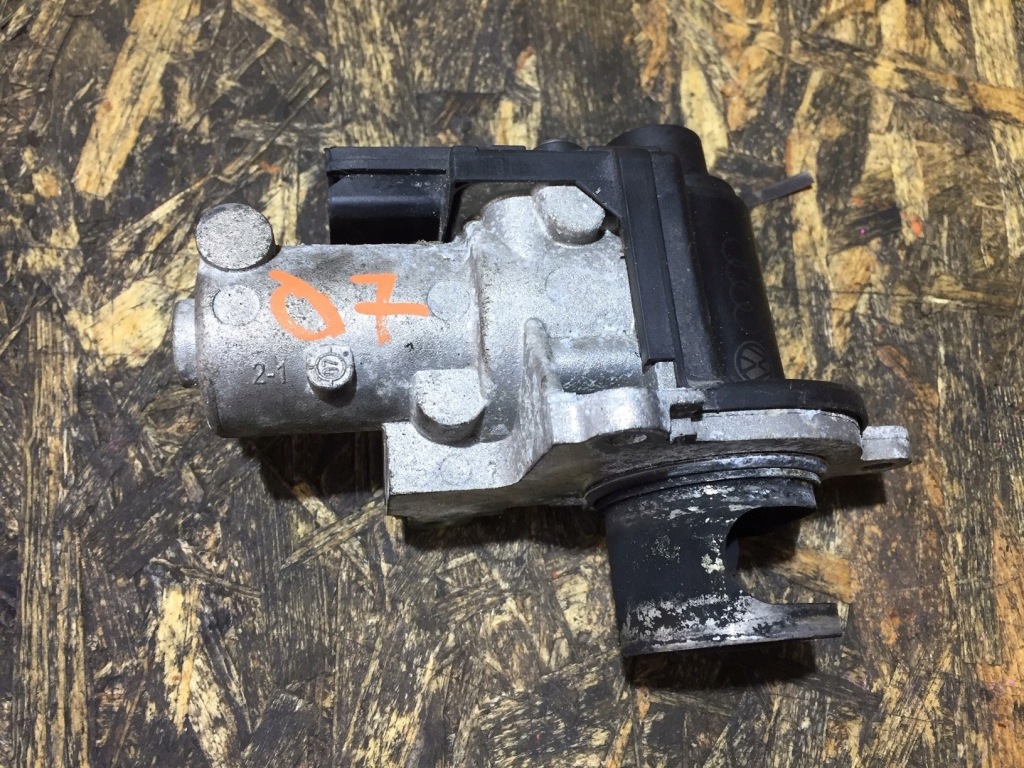 фото №1, Audi q7 4l 4.2 tdi клапан egr 057131501e