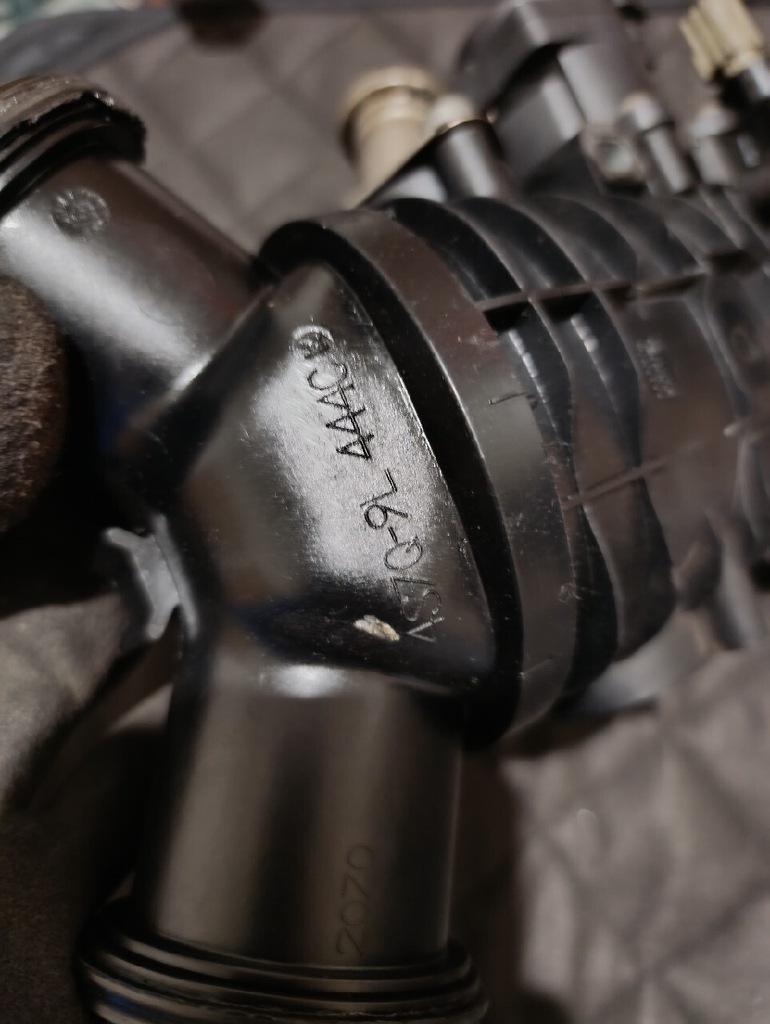 фото №5, Дросельна заслінка citroen c5, c6 2.7 hdi 4s7q-9l 4440