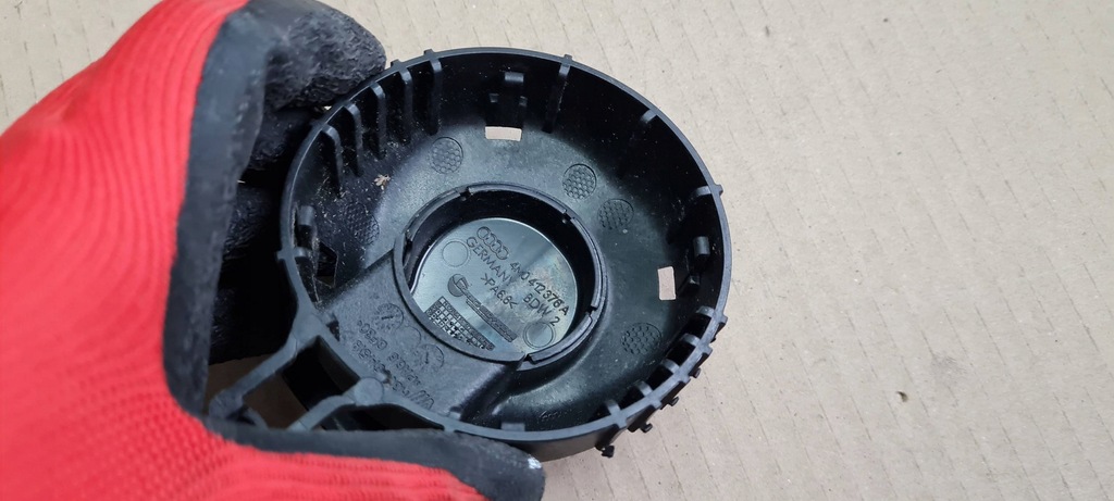 фото №5, Sq5 q5 80a заглушка накладка амортизатора 4m0412376a