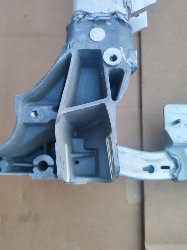 фото №9, Chevrolet camaro ss передние подрамник 2016+