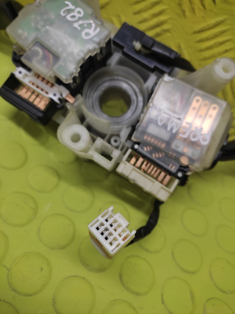 фото №5, Mazda premacy переключатель комбинированный bl2t