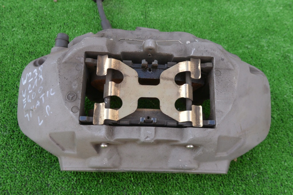 фото №7, Супорт перед лівий оригінал mercedes w213 w238 e400 amg