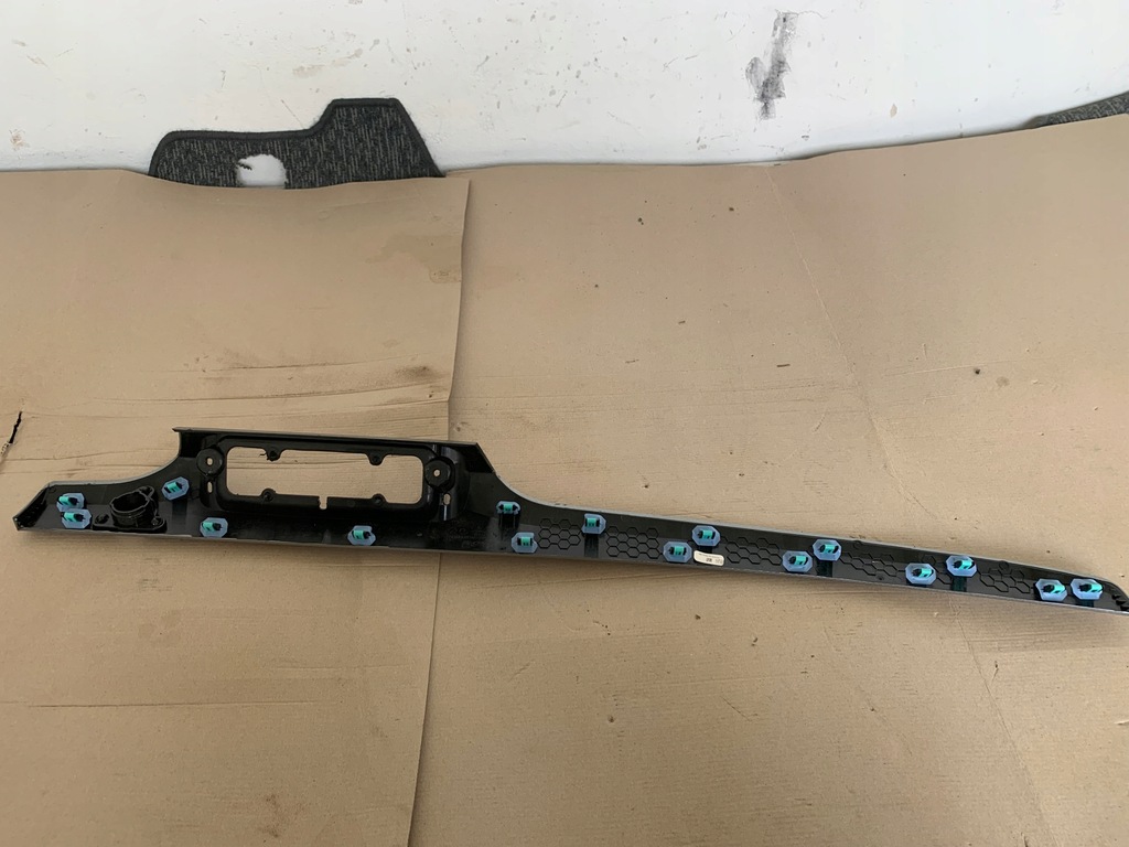 фото №12, Ford mustang mach-e rwd 21r молдинг захист панелі консолі панель приладів оригінал