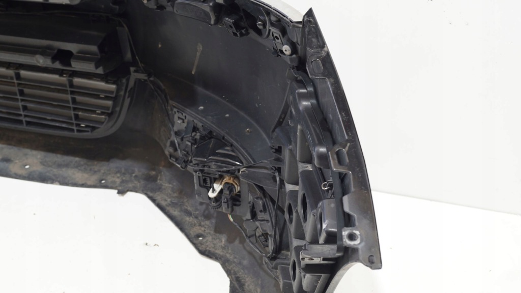 Бампер передний комплектный  peugeot 5008 лак ktvd с Разборки