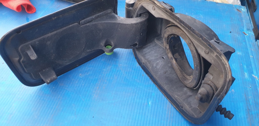 фото №8, Bmw e60 кришка заливної пального 7034279