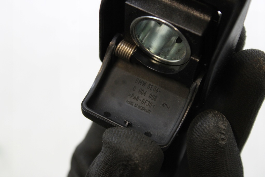 фото №5, Разъём прикуривателя 6904008 bmw 1 e81 e87 e90 e91