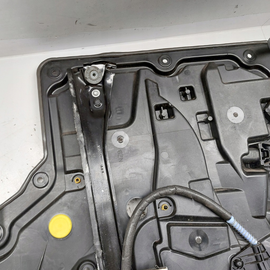 фото №9, Chrysler pacifica механизм подъемник стекло правый перед 3040965