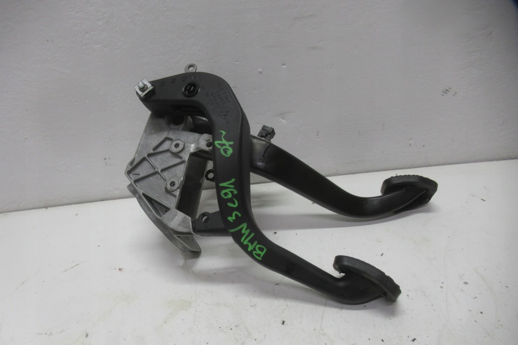 фото №1, Bmw e91 2.0 b 07r педаль педалі гальма зчеплення 6778977