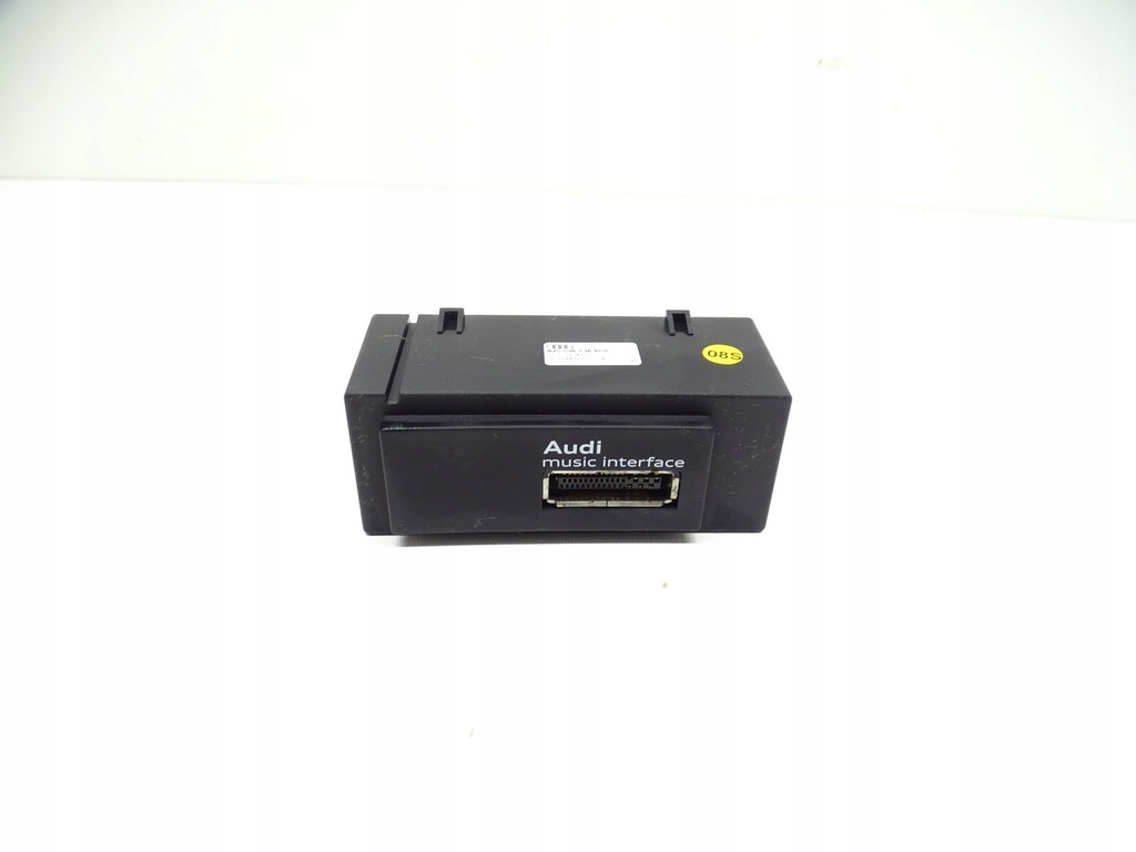 фото №1, Панель соединитель usb music интерфейс audi s3 8v 8v0035736