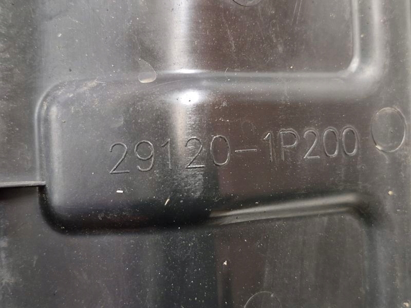 Hyundai ix20 1.4 b накладка нижняя под двигатель левая правая 29120-1p200 с Разборки