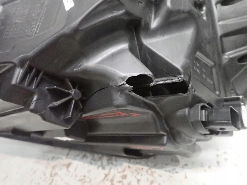 Фара перед правий ford focus mk4 2018- full led Недорого