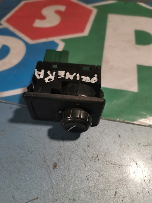 фото №7, Переключатель регулировка зеркал nissan primera p11