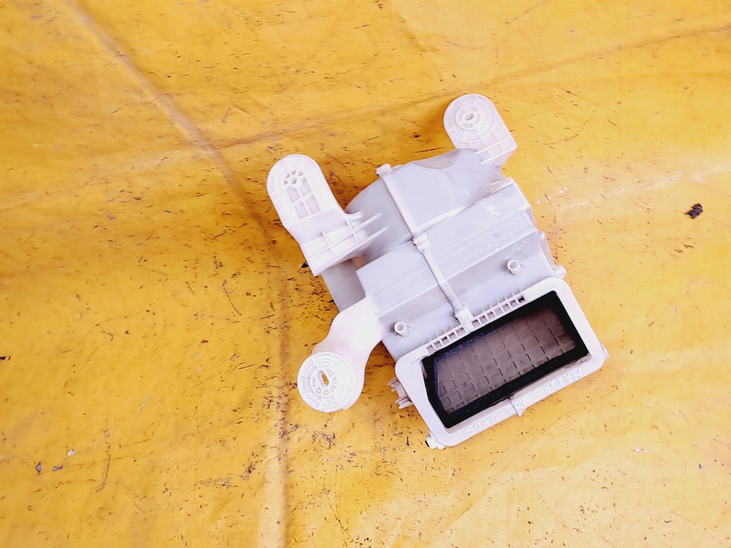 фото №7, Корпус двигунчик обігрівач mazda 6 2,0d 01-07r